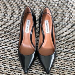 EUC Black Steve Madden Heels